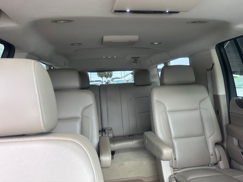 Photo 17 of this GMC YUKON XL