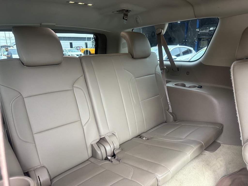 Photo 15 of this GMC YUKON XL