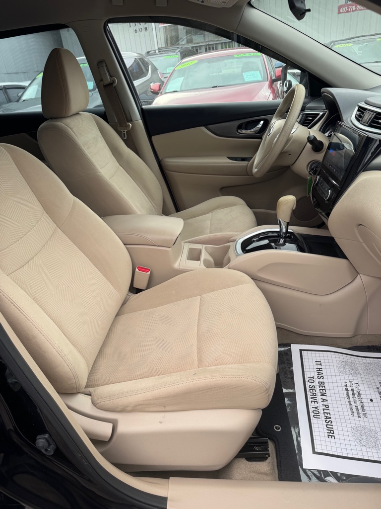 Photo 10 of this NISSAN ROGUE