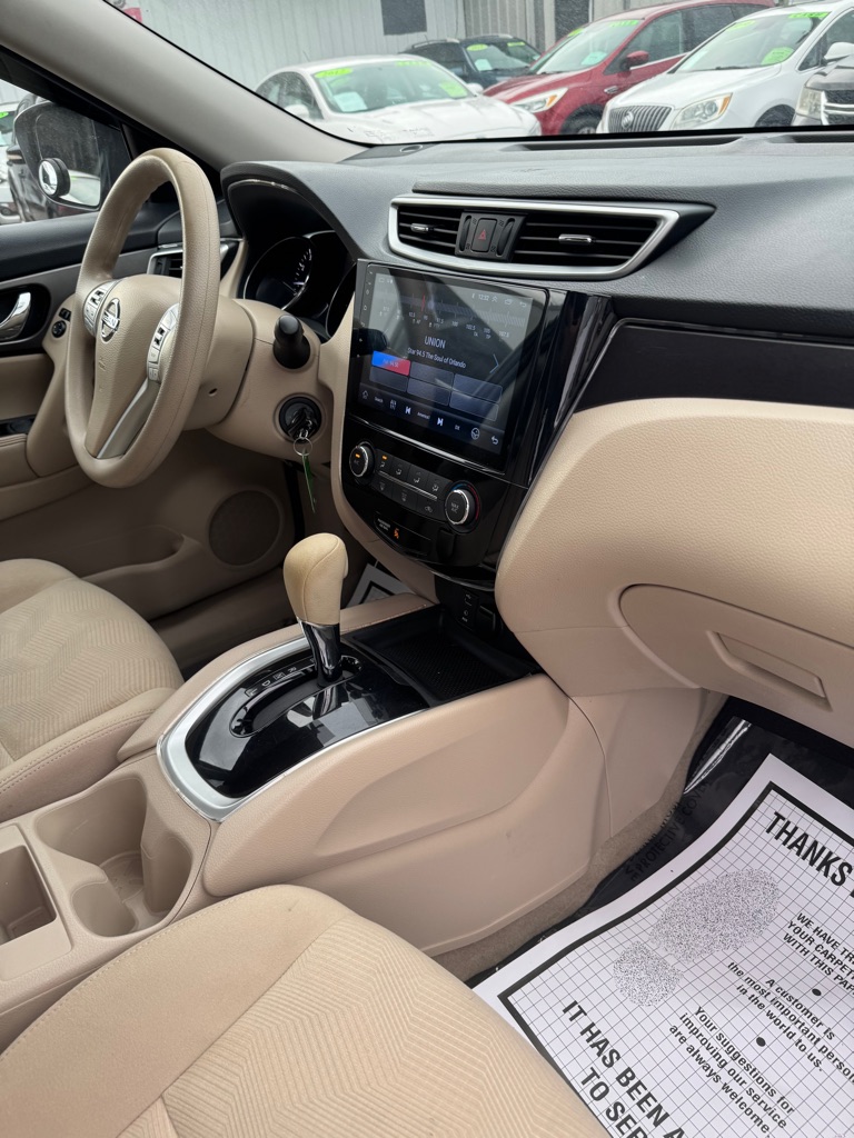 Photo 13 of this NISSAN ROGUE