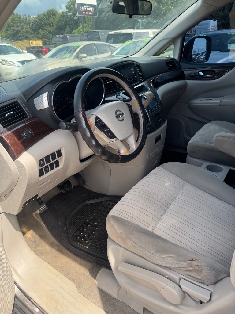 Photo 8 of this NISSAN QUEST