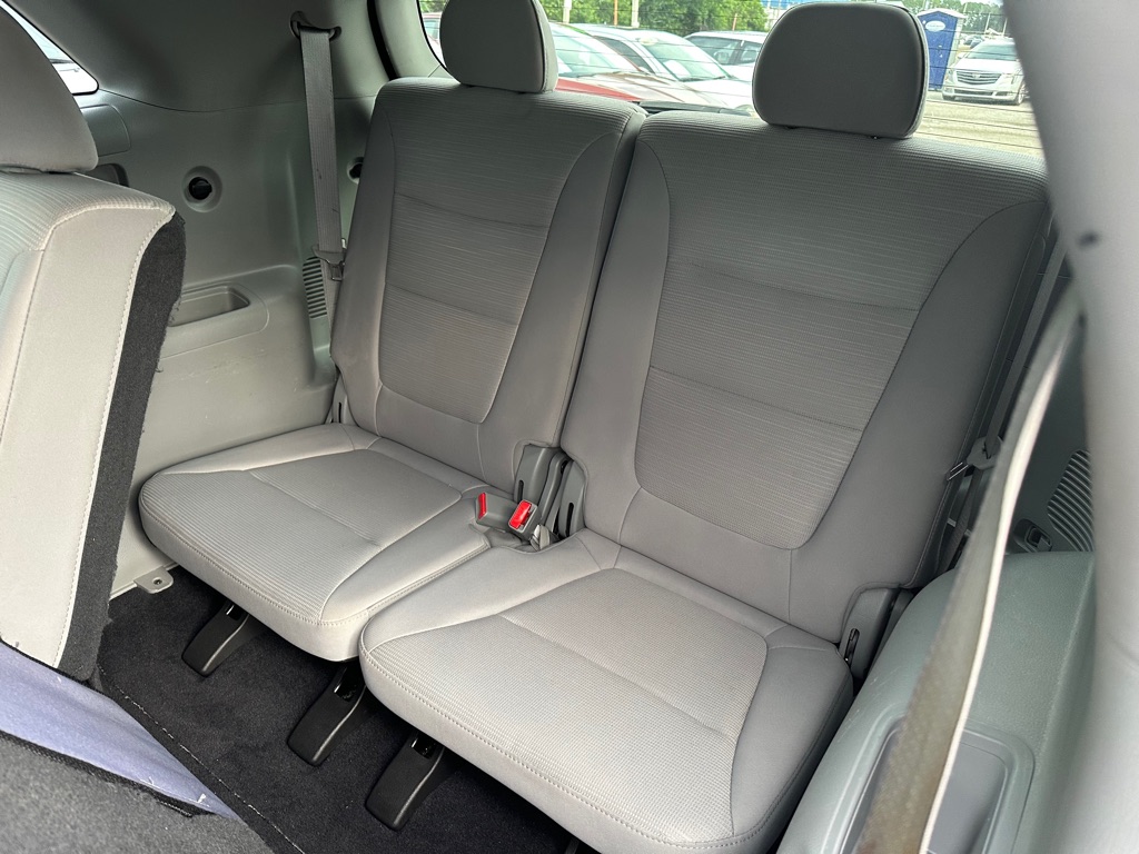 Photo 16 of this KIA SORENTO