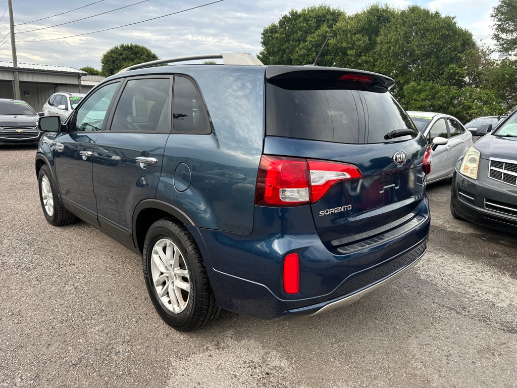Photo 4 of this KIA SORENTO