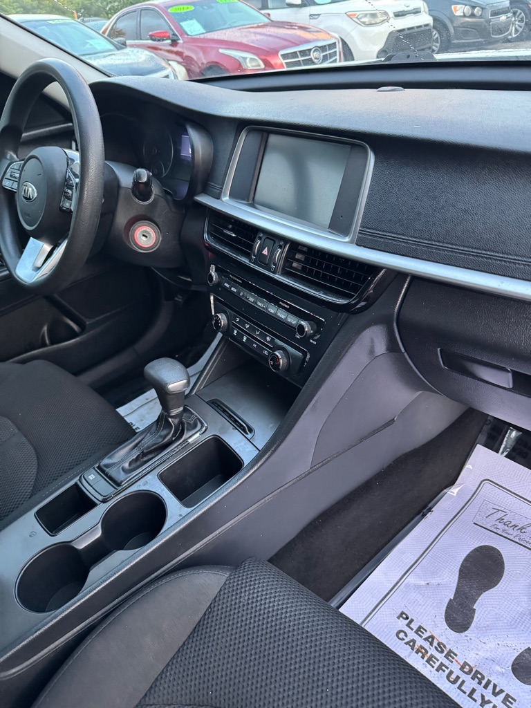 Photo 14 of this KIA OPTIMA