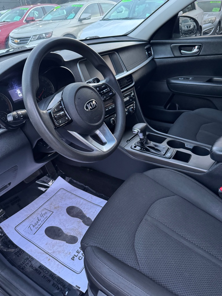 Photo 7 of this KIA OPTIMA
