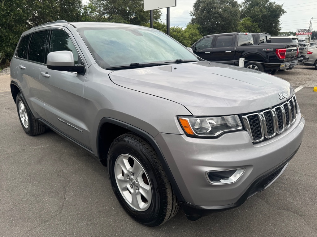 Photo 2 of this JEEP GRAND CHEROKEE
