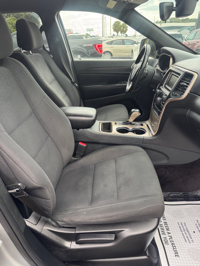 Photo 12 of this JEEP GRAND CHEROKEE