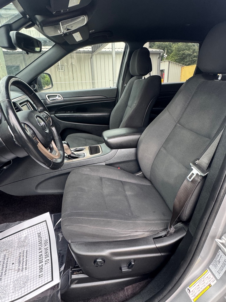 Photo 7 of this JEEP GRAND CHEROKEE