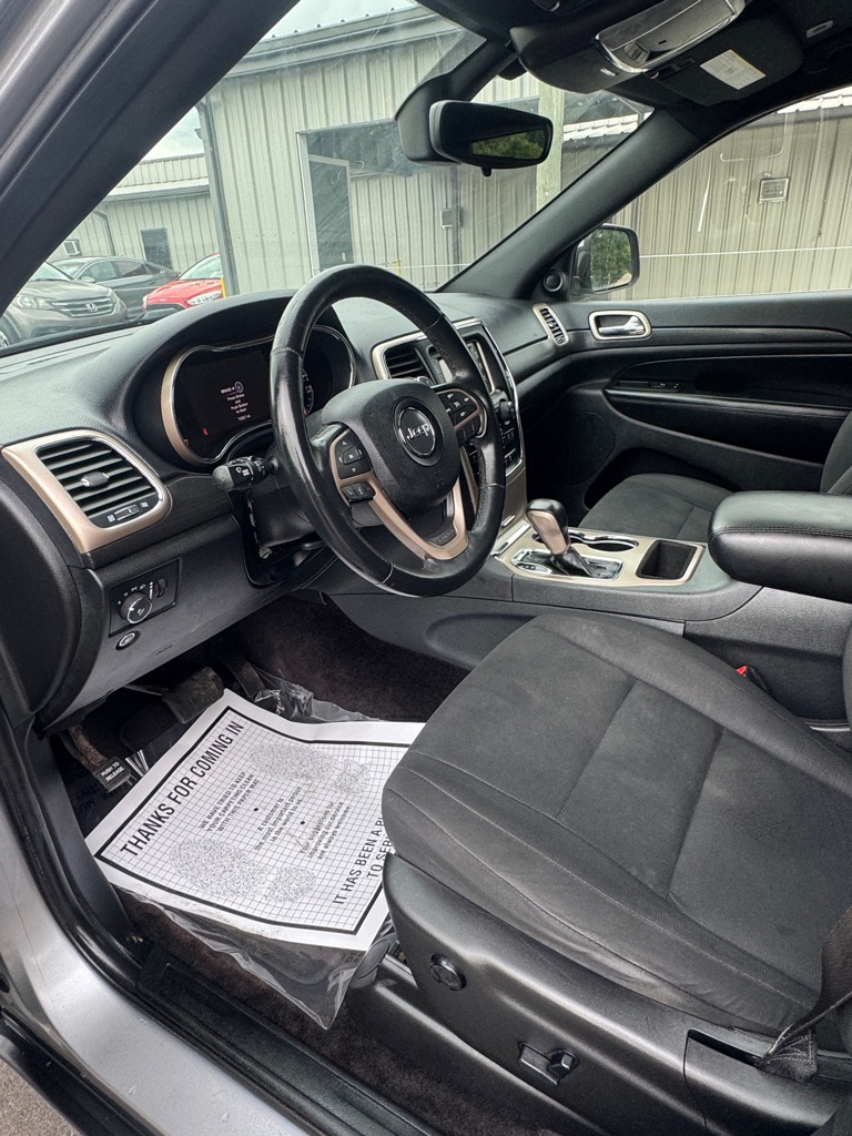 Photo 8 of this JEEP GRAND CHEROKEE