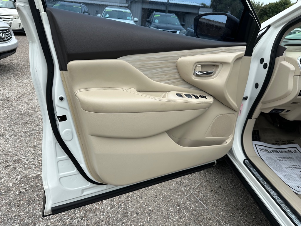 Photo 11 of this NISSAN MURANO