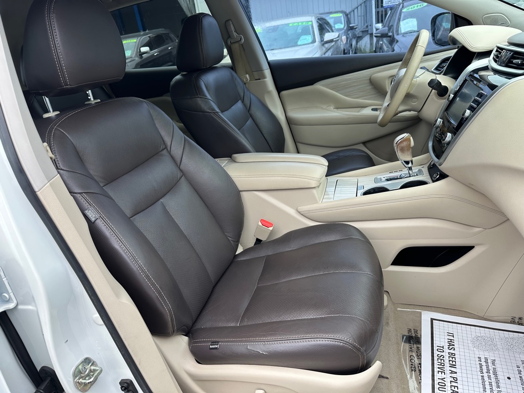 Photo 13 of this NISSAN MURANO