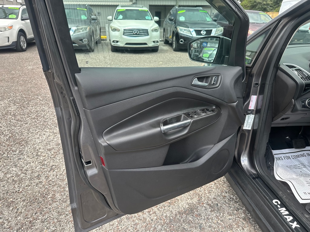 Photo 11 of this FORD C-MAX