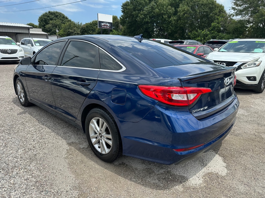 Photo 4 of this HYUNDAI SONATA