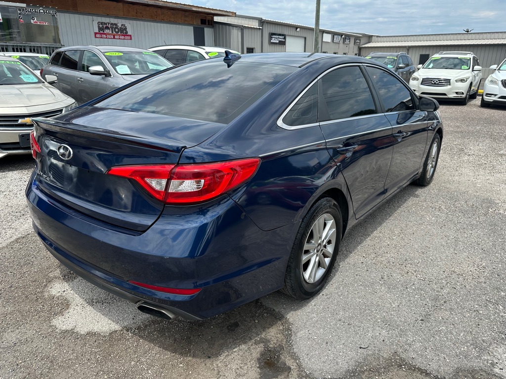 Photo 6 of this HYUNDAI SONATA