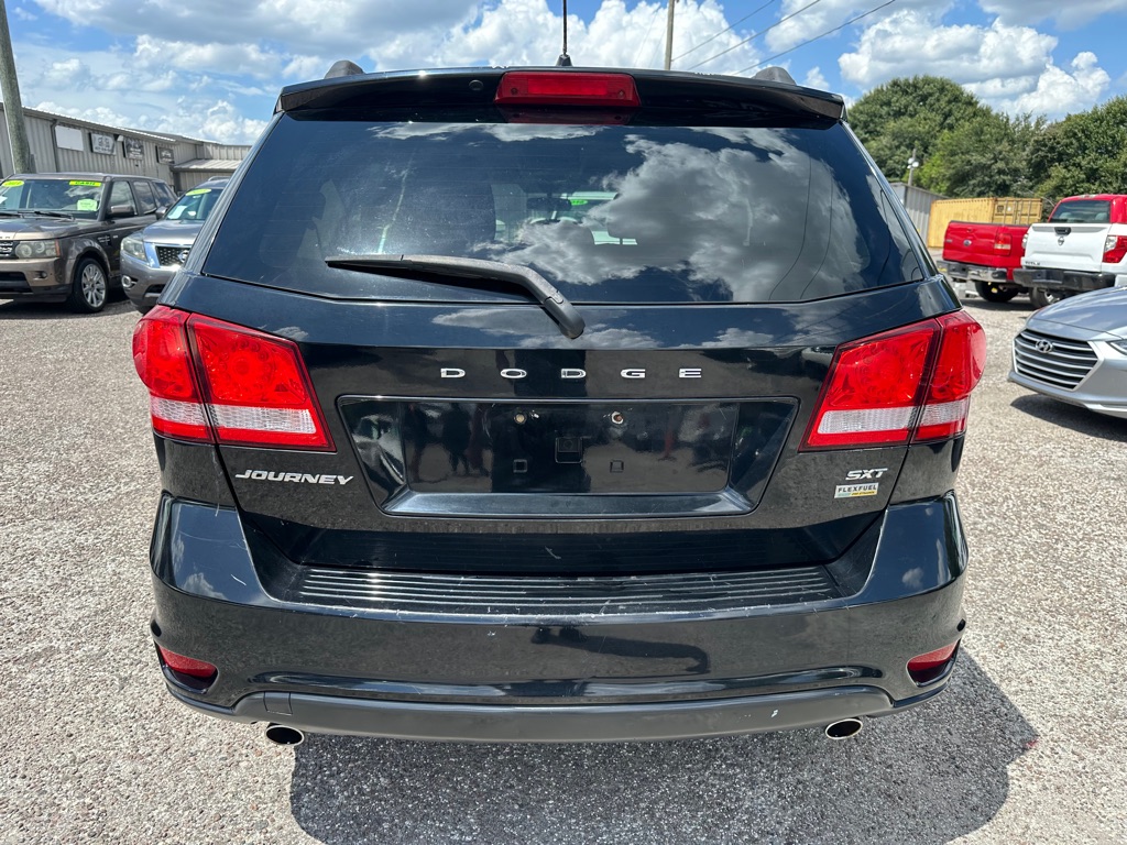 Photo 5 of this DODGE JOURNEY
