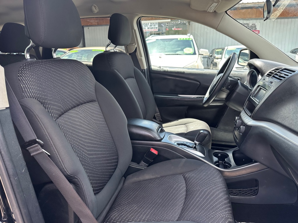 Photo 13 of this DODGE JOURNEY