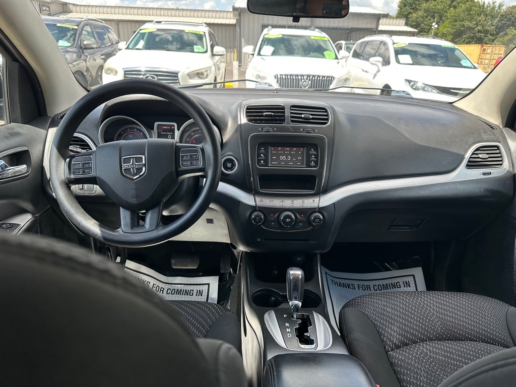 Photo 9 of this DODGE JOURNEY