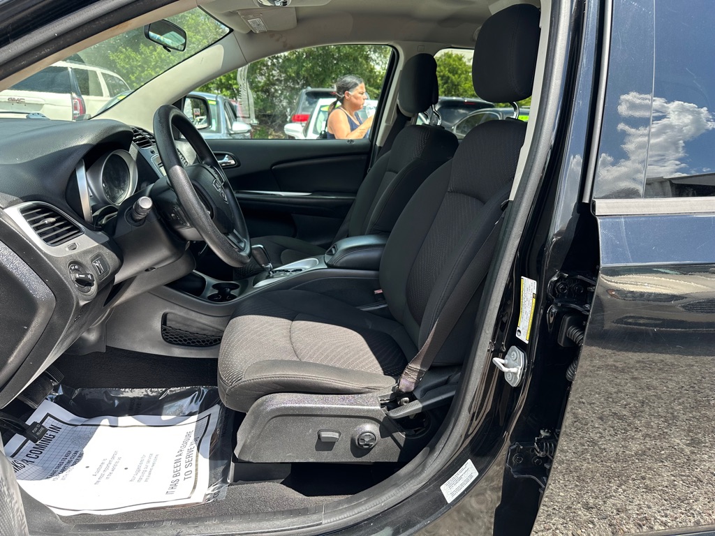 Photo 10 of this DODGE JOURNEY
