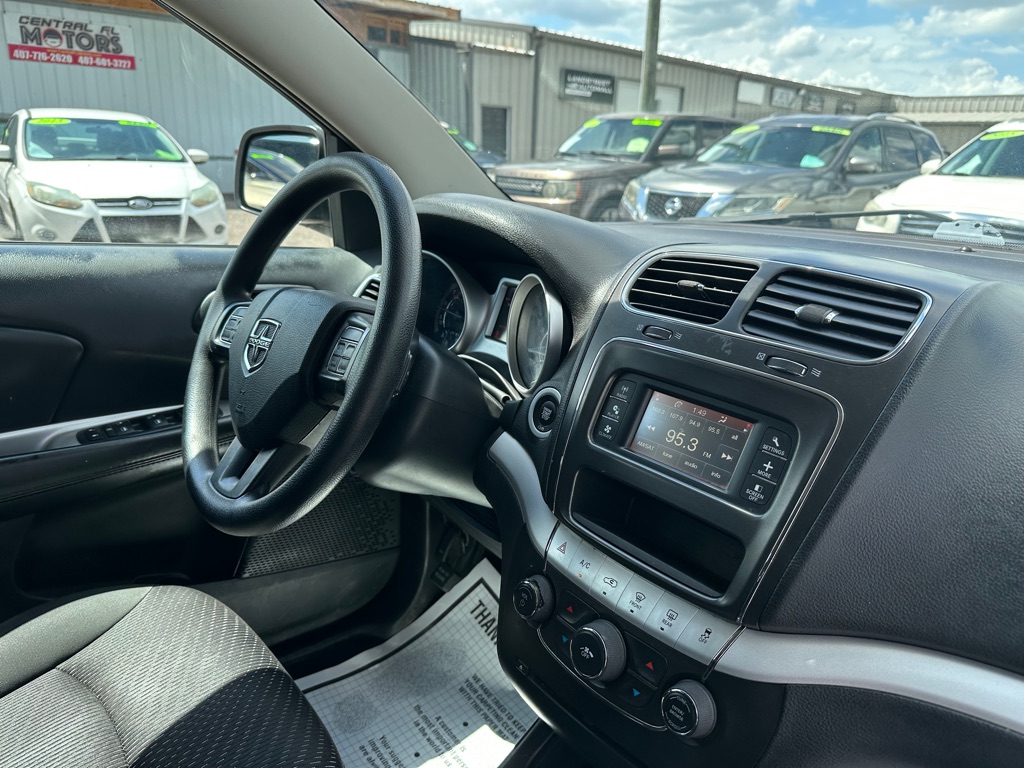 Photo 8 of this DODGE JOURNEY