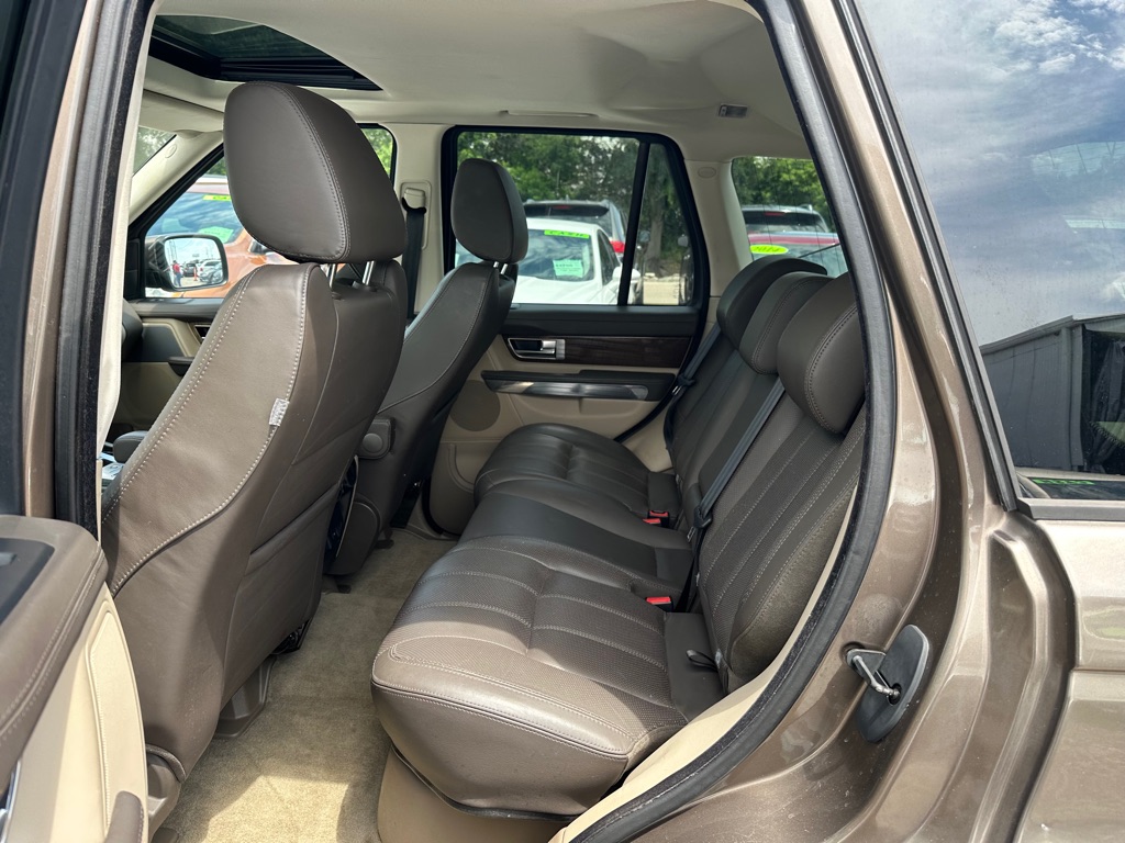 Photo 15 of this LAND ROVER RANGE ROVER SPO