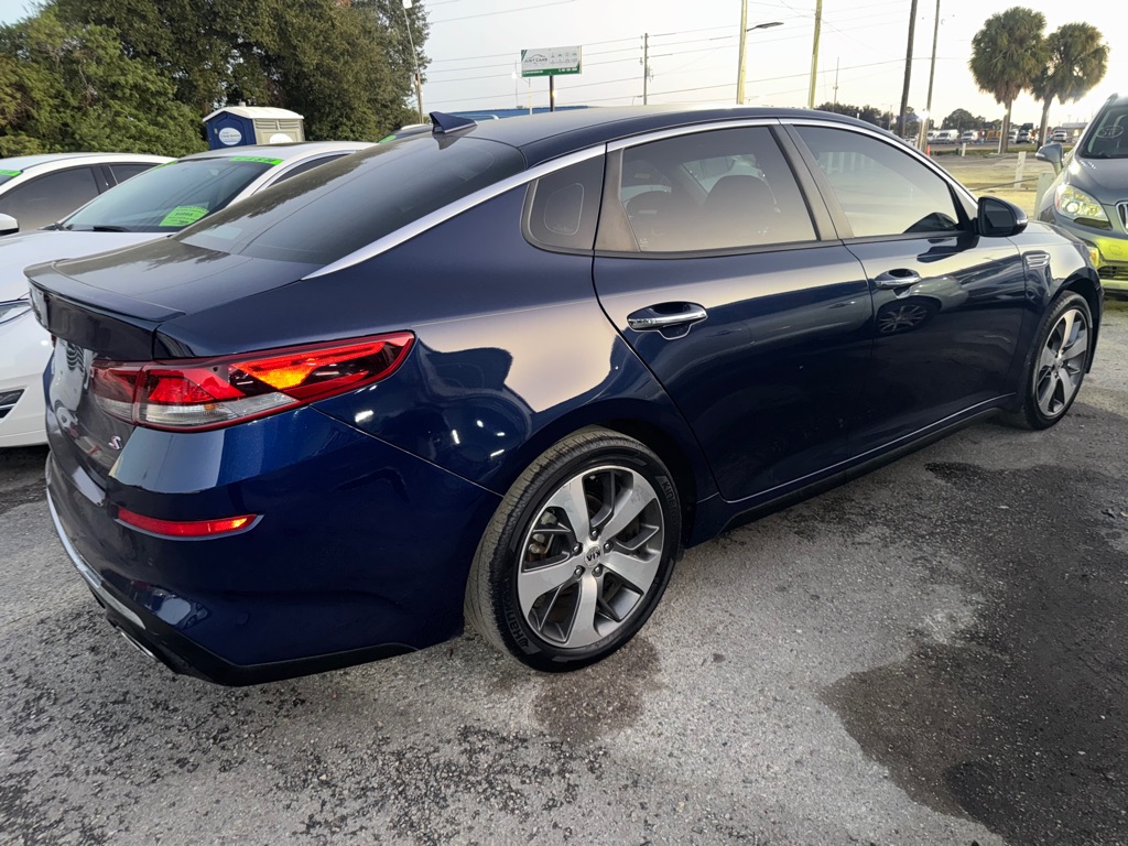 Photo 6 of this KIA OPTIMA