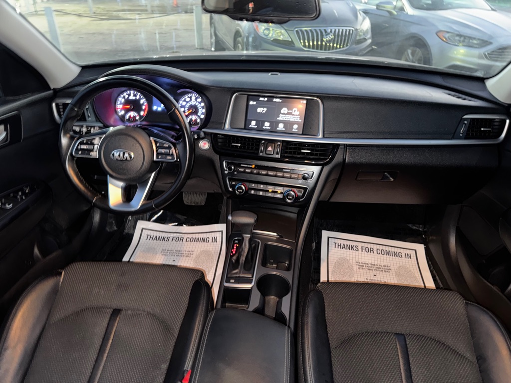 Photo 9 of this KIA OPTIMA