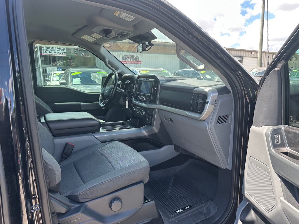 Photo 12 of this FORD F150