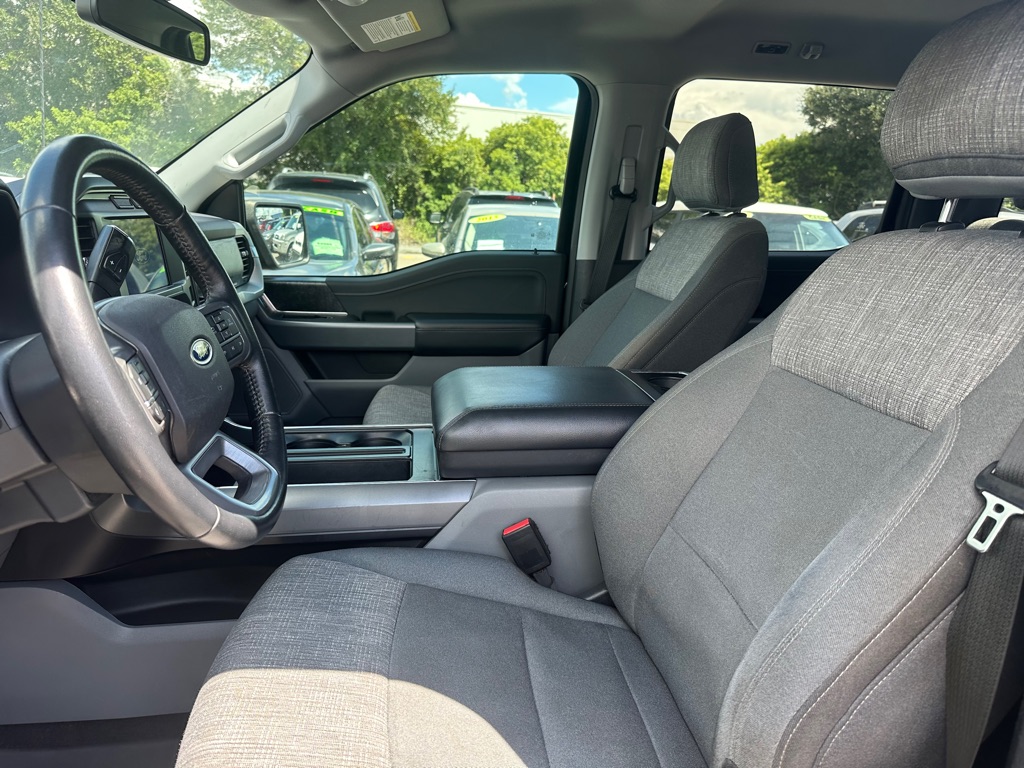 Photo 10 of this FORD F150
