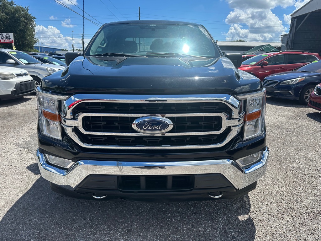 Photo 2 of this FORD F150
