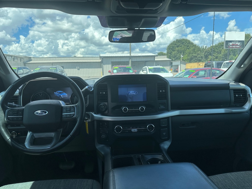 Photo 9 of this FORD F150