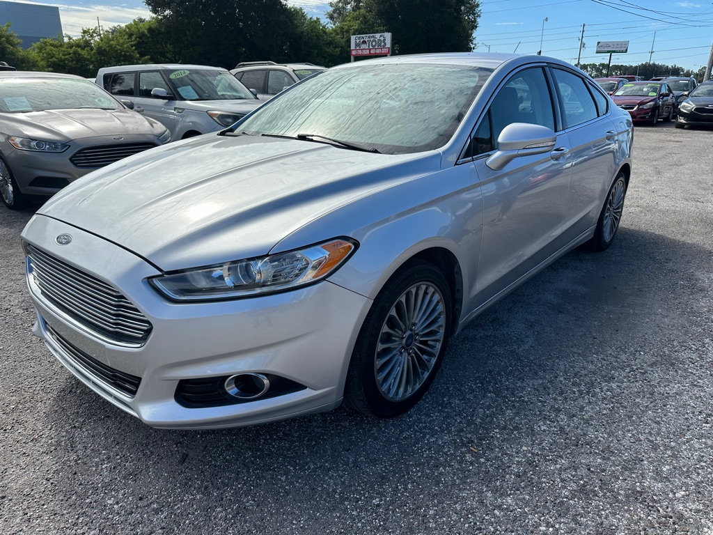 Photo 3 of this FORD FUSION