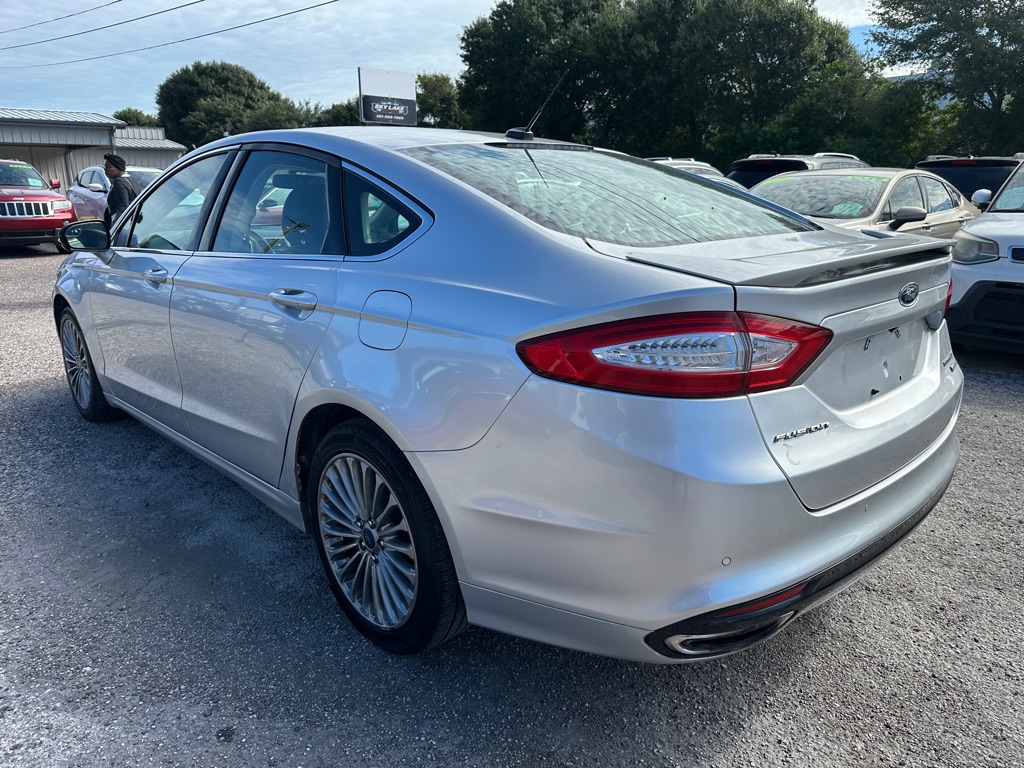 Photo 4 of this FORD FUSION