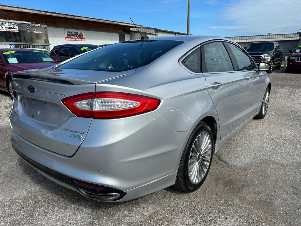 Photo 6 of this FORD FUSION