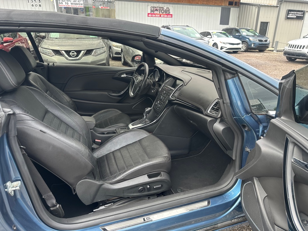 Photo 12 of this BUICK CASCADA