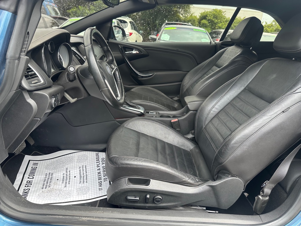 Photo 10 of this BUICK CASCADA