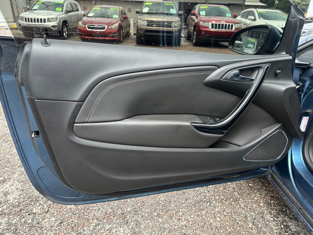 Photo 11 of this BUICK CASCADA