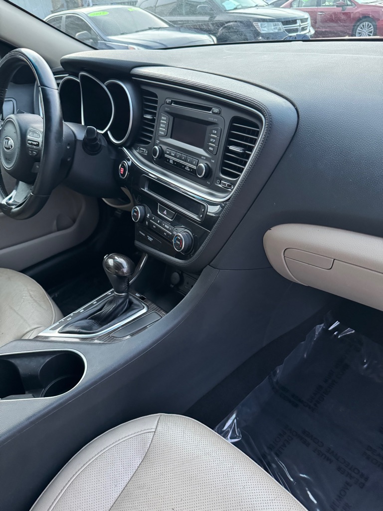 Photo 11 of this KIA OPTIMA