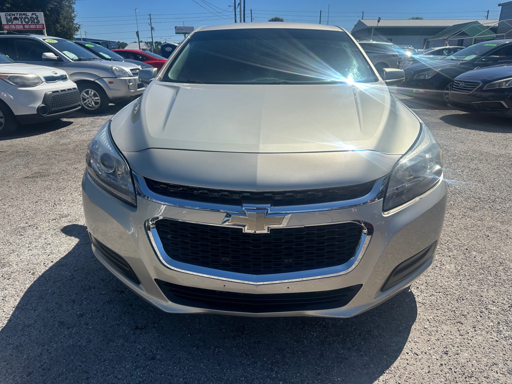 Photo 2 of this CHEVROLET MALIBU