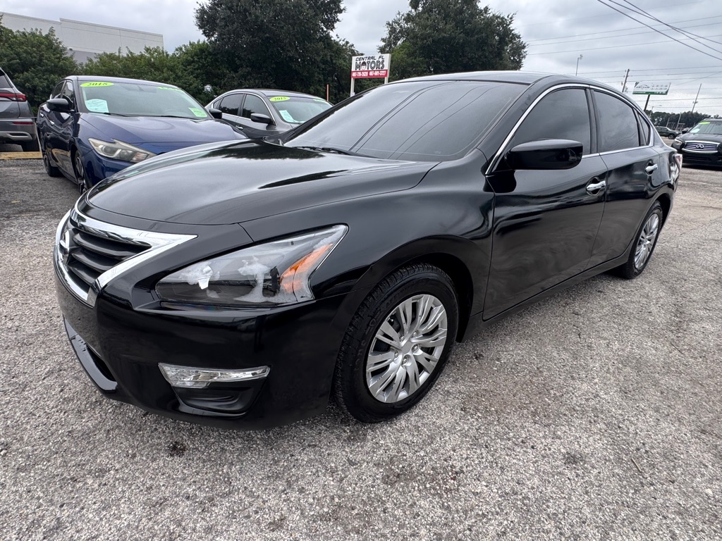 Photo 2 of this NISSAN ALTIMA