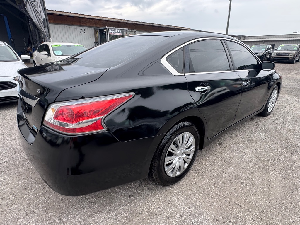 Photo 4 of this NISSAN ALTIMA
