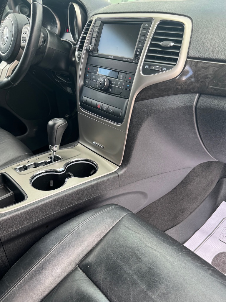 Photo 12 of this JEEP GRAND CHEROKEE