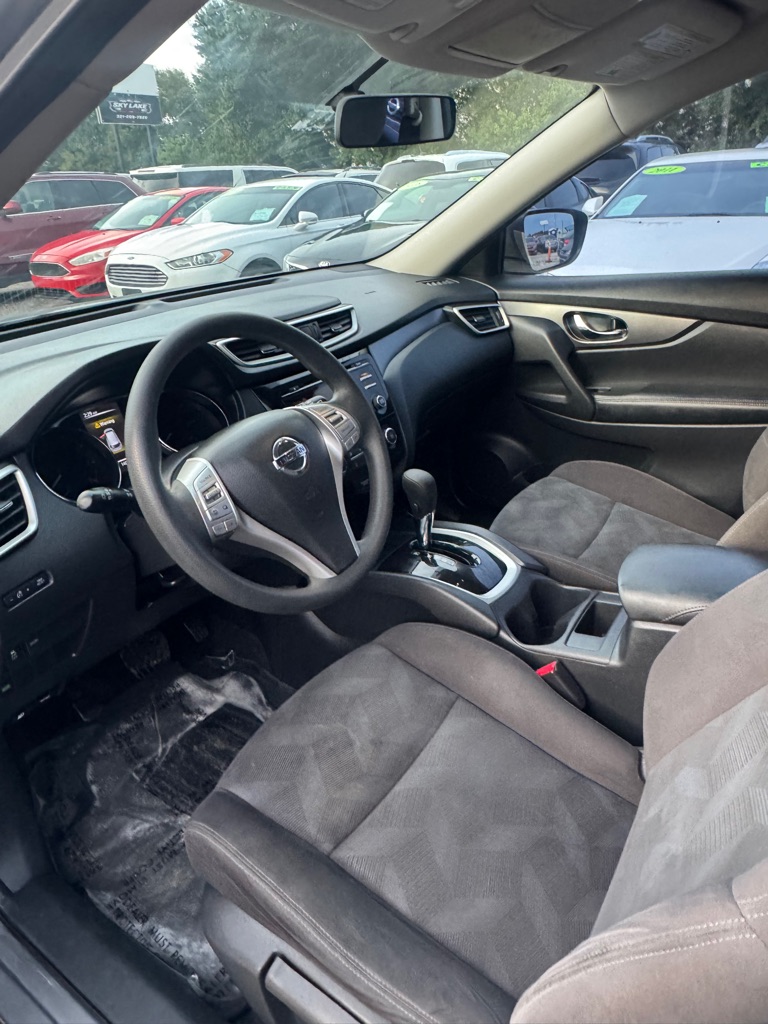 Photo 8 of this NISSAN ROGUE