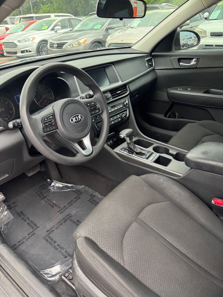 Photo 8 of this KIA OPTIMA