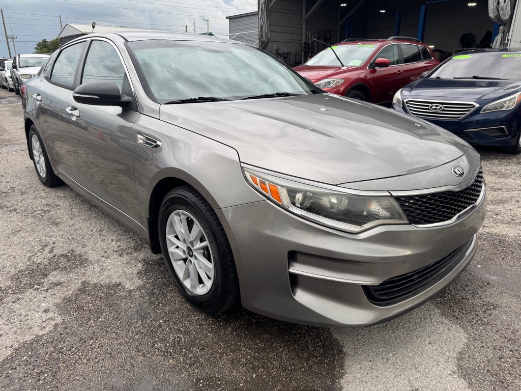 Photo 2 of this KIA OPTIMA