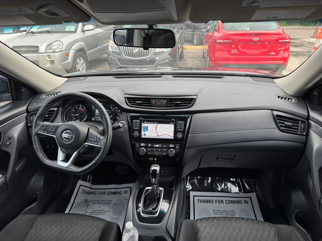 Photo 13 of this NISSAN ROGUE