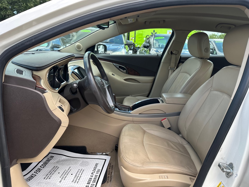 Photo 10 of this BUICK LACROSSE