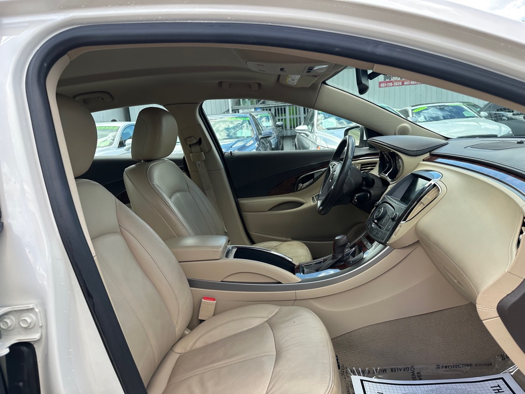 Photo 13 of this BUICK LACROSSE