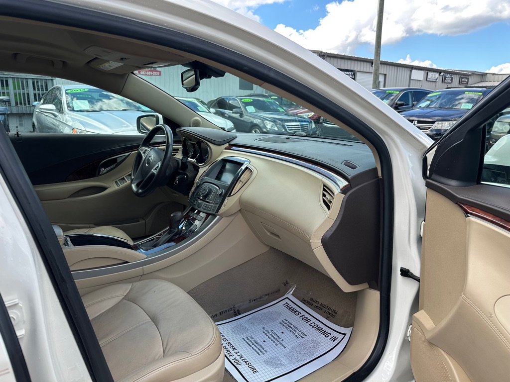 Photo 12 of this BUICK LACROSSE