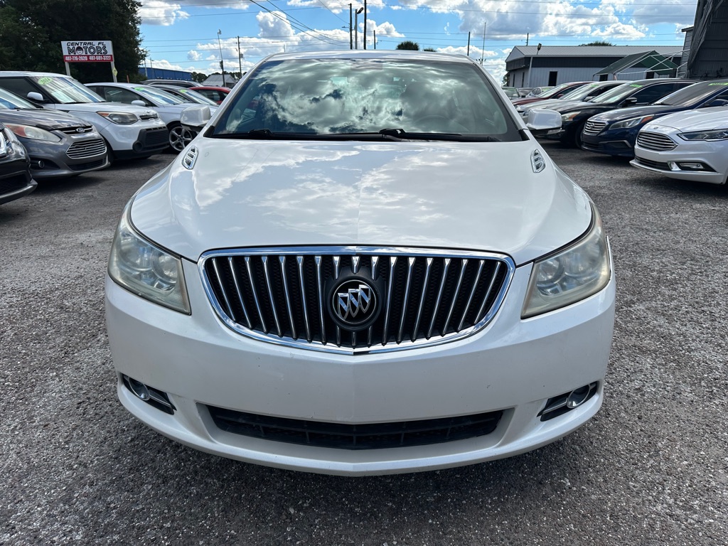 Photo 2 of this BUICK LACROSSE
