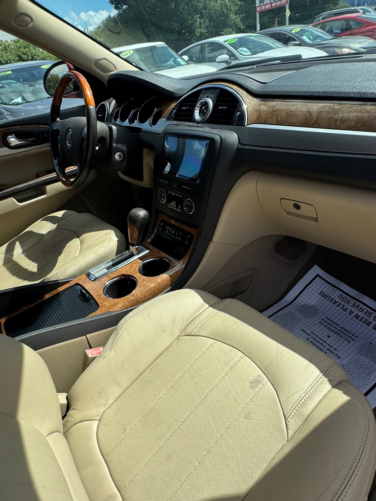 Photo 17 of this BUICK ENCLAVE